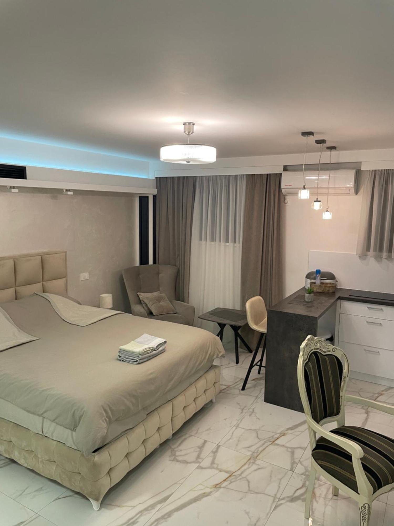 Liga Apartment Belgrado Buitenkant foto